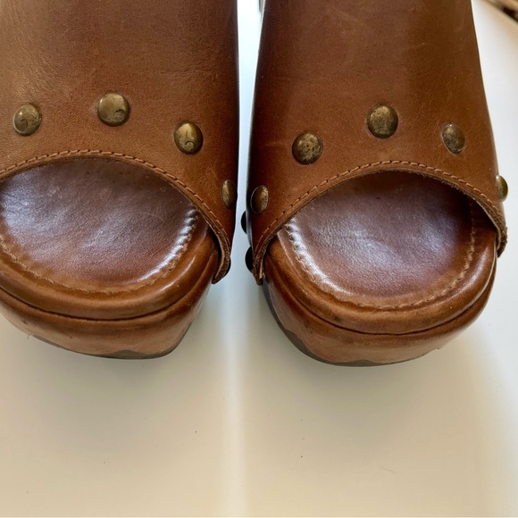 Stuart Weitzman Sequoia Studded Clogs•Sz 10 - Picture 16 of 16